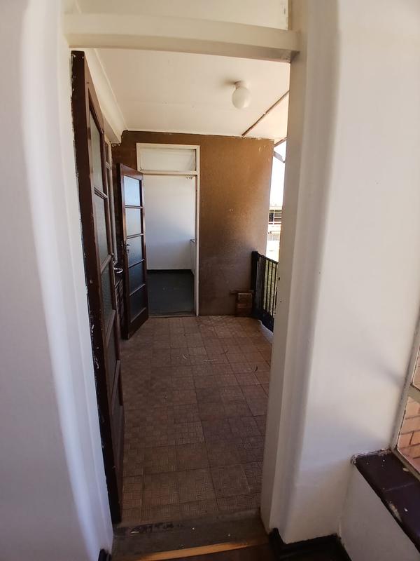 To Let 2 Bedroom Property for Rent in Greenhills Gauteng