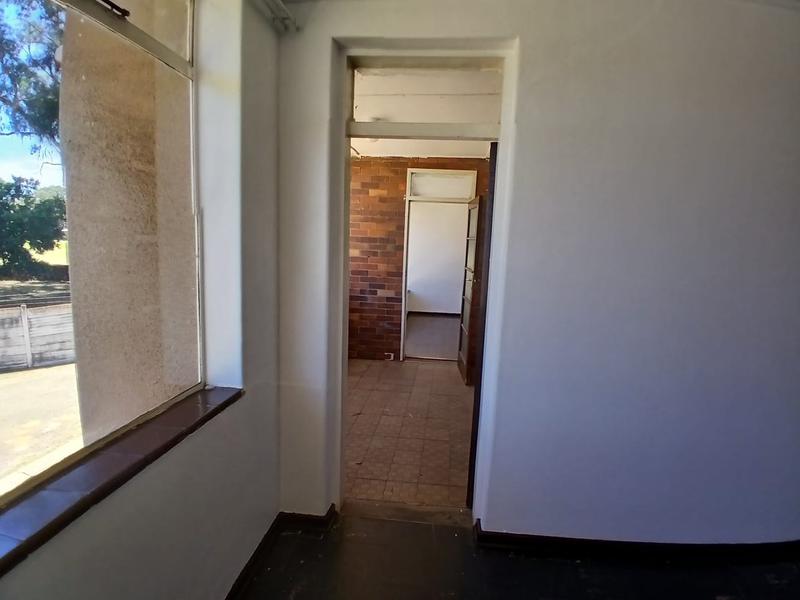 To Let 2 Bedroom Property for Rent in Greenhills Gauteng