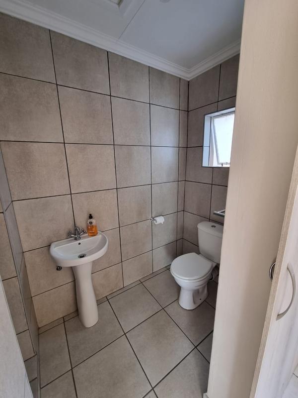 To Let 1 Bedroom Property for Rent in Randgate Gauteng