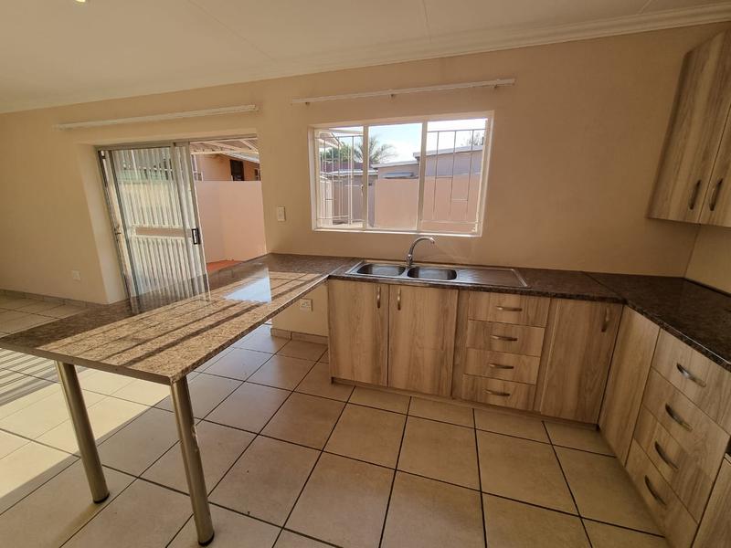 To Let 1 Bedroom Property for Rent in Randgate Gauteng