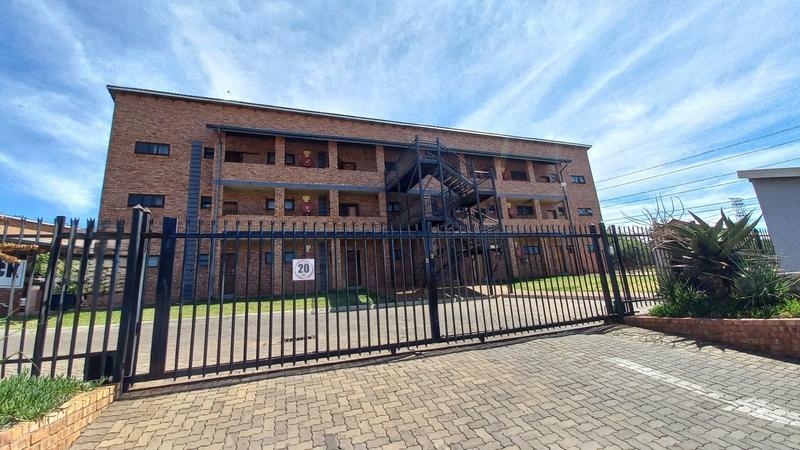 2 Bedroom Property for Sale in Elandspoort Gauteng