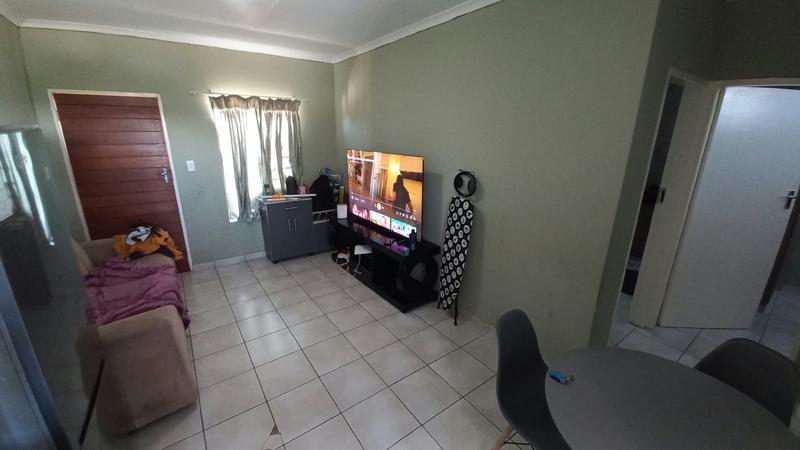 2 Bedroom Property for Sale in Elandspoort Gauteng