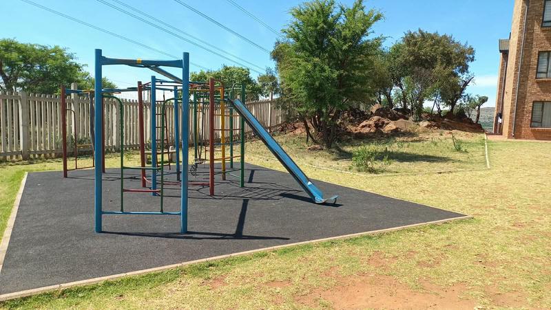 2 Bedroom Property for Sale in Elandspoort Gauteng