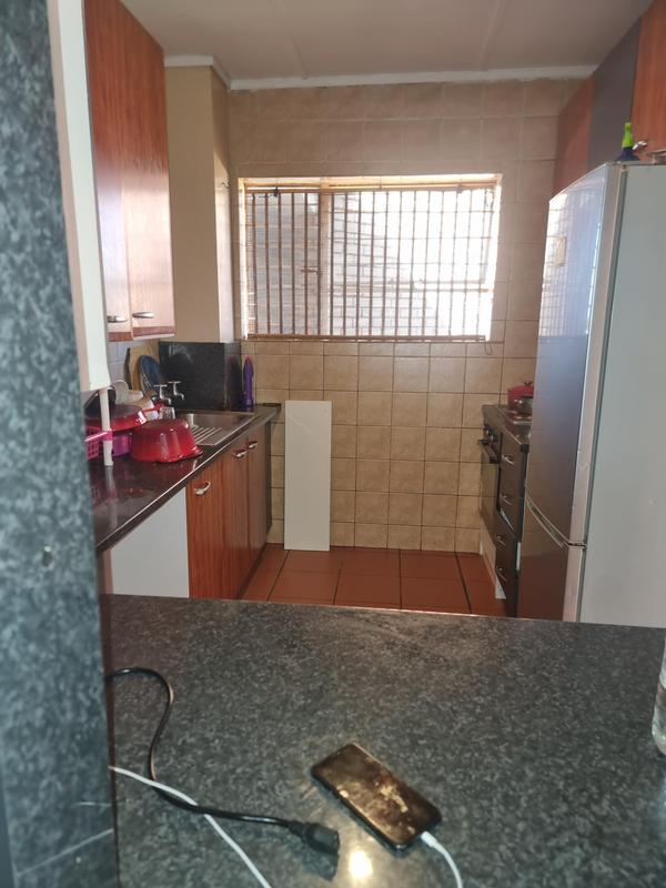 2 Bedroom Property for Sale in Malvern East Gauteng