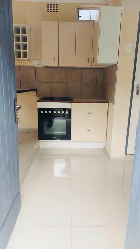 To Let 2 Bedroom Property for Rent in Wychwood Gauteng