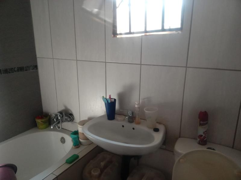 2 Bedroom Property for Sale in Doornkop Gauteng