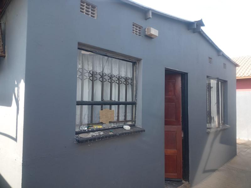 2 Bedroom Property for Sale in Doornkop Gauteng