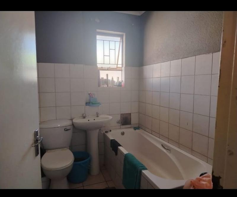 2 Bedroom Property for Sale in Kempton Park Gauteng