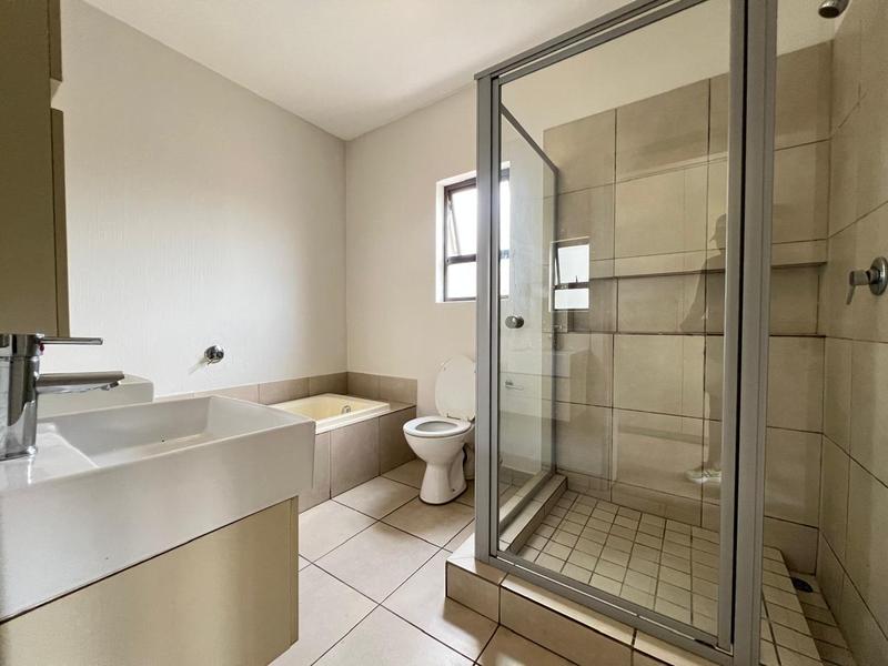 To Let 3 Bedroom Property for Rent in Fourways Gauteng