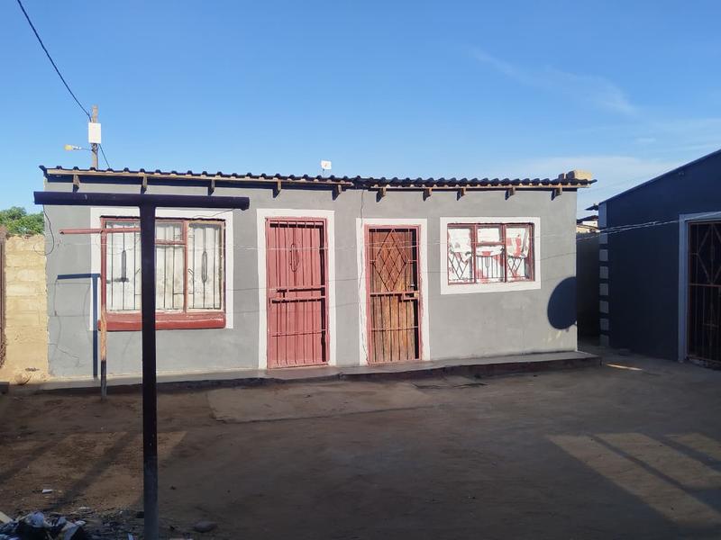 8 Bedroom Property for Sale in Olievenhoutbosch Gauteng