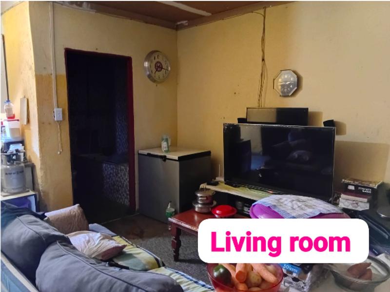 7 Bedroom Property for Sale in Olievenhoutbosch Gauteng