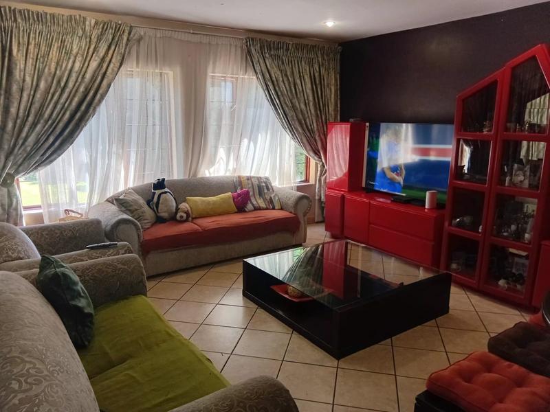 3 Bedroom Property for Sale in Thatchfield Gauteng