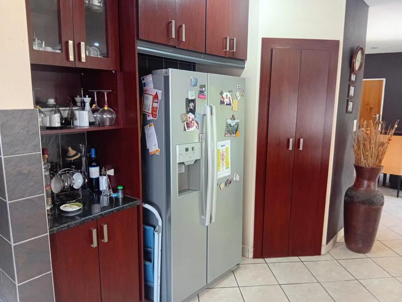 3 Bedroom Property for Sale in Thatchfield Gauteng