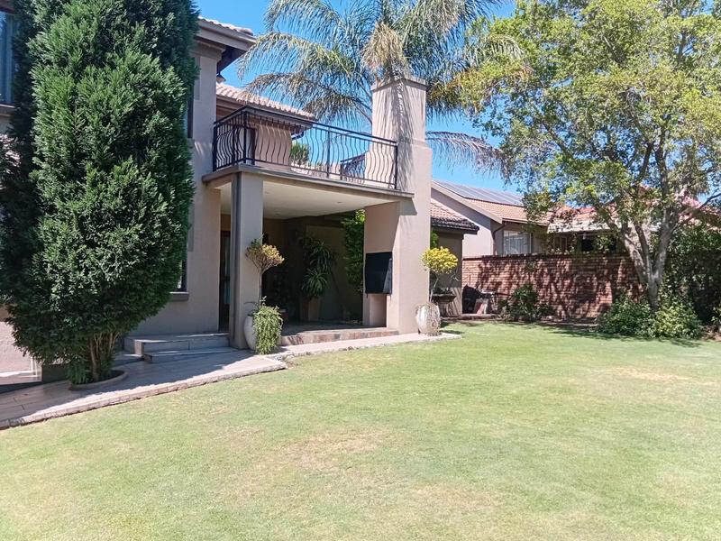 3 Bedroom Property for Sale in Thatchfield Gauteng