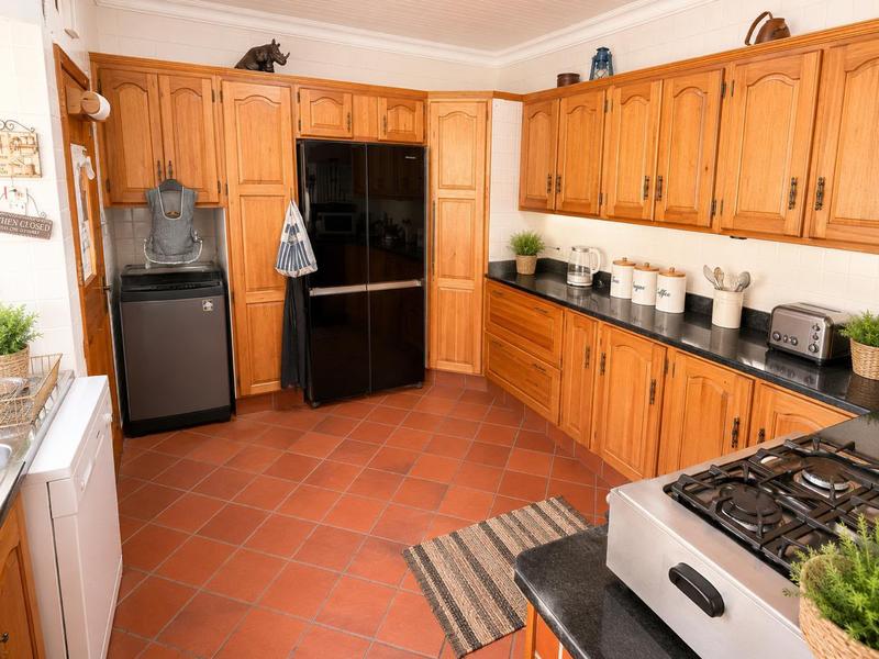 3 Bedroom Property for Sale in Brackendowns Gauteng