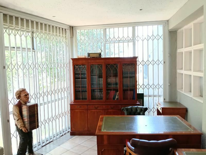 5 Bedroom Property for Sale in Albemarle Ext 2 Gauteng