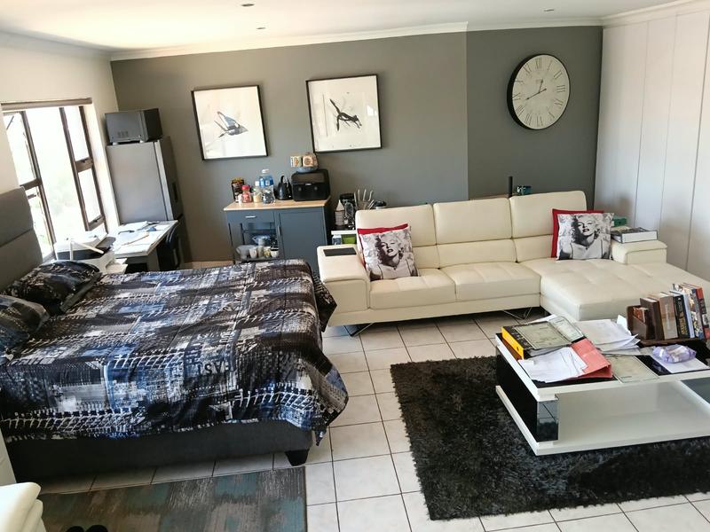 5 Bedroom Property for Sale in Albemarle Ext 2 Gauteng