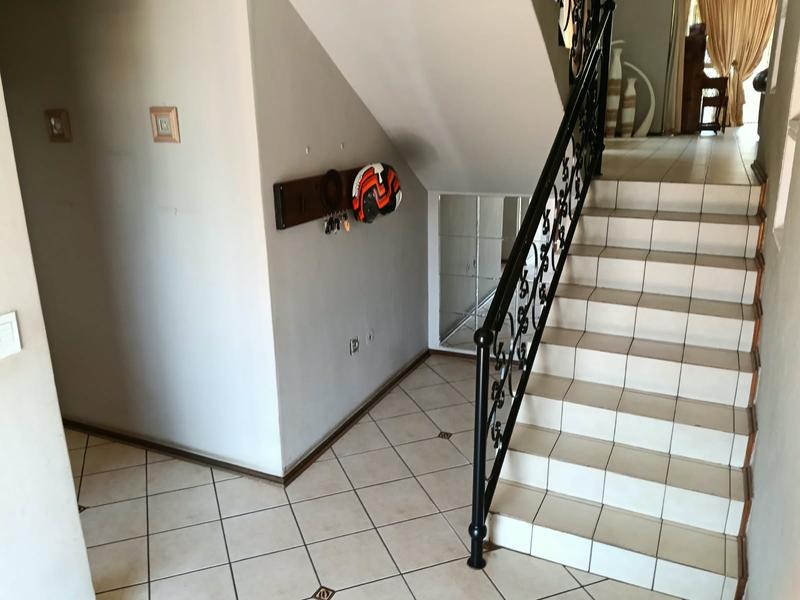 5 Bedroom Property for Sale in Albemarle Ext 2 Gauteng