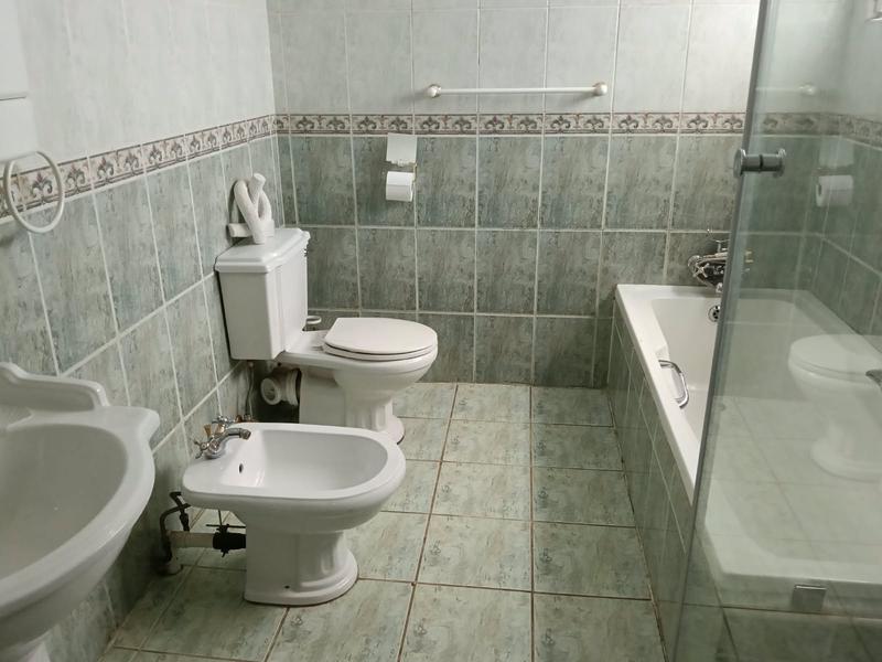 5 Bedroom Property for Sale in Albemarle Ext 2 Gauteng