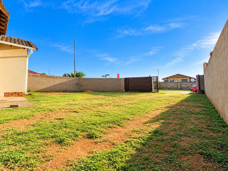 2 Bedroom Property for Sale in Alliance Gauteng