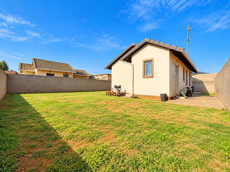 2 Bedroom Property for Sale in Alliance Gauteng