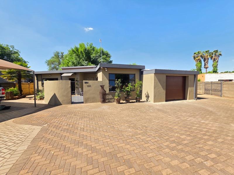 3 Bedroom Property for Sale in Rothdene Gauteng