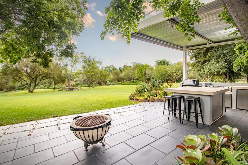 5 Bedroom Property for Sale in Glenferness Gauteng