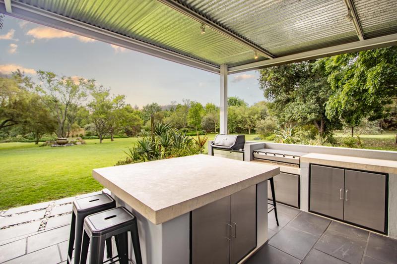 5 Bedroom Property for Sale in Glenferness Gauteng
