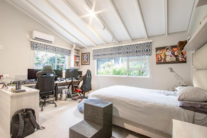 5 Bedroom Property for Sale in Glenferness Gauteng