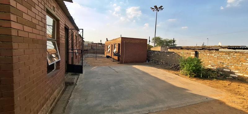 9 Bedroom Property for Sale in Ivory Park Gauteng