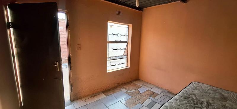9 Bedroom Property for Sale in Ivory Park Gauteng