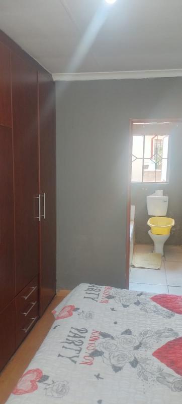 3 Bedroom Property for Sale in Clayville Gauteng