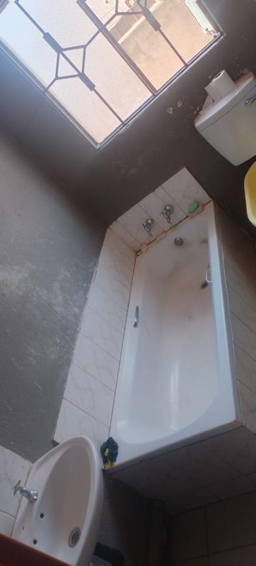 3 Bedroom Property for Sale in Clayville Gauteng