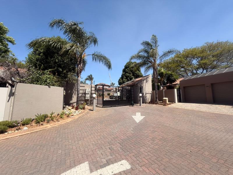 To Let 2 Bedroom Property for Rent in North Riding Gauteng