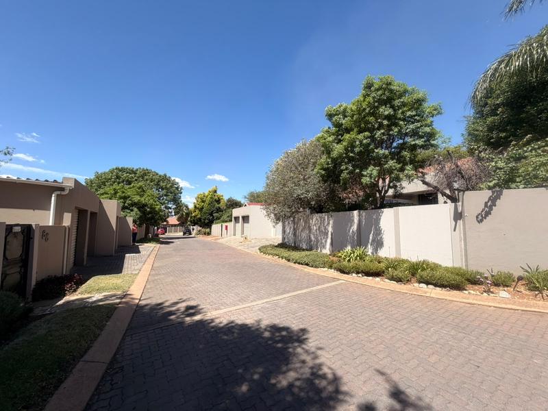 To Let 2 Bedroom Property for Rent in North Riding Gauteng