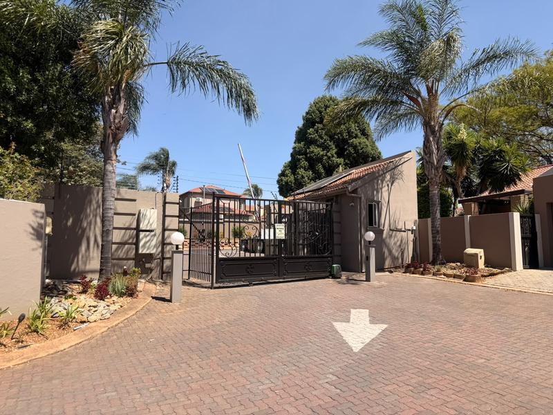 To Let 2 Bedroom Property for Rent in North Riding Gauteng