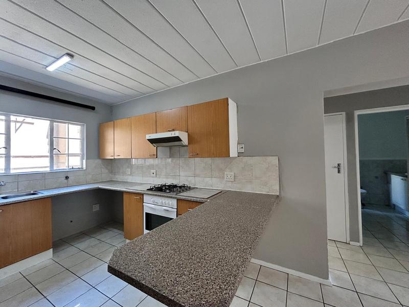 2 Bedroom Property for Sale in Vorna Valley Gauteng