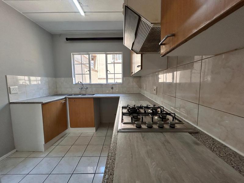 2 Bedroom Property for Sale in Vorna Valley Gauteng
