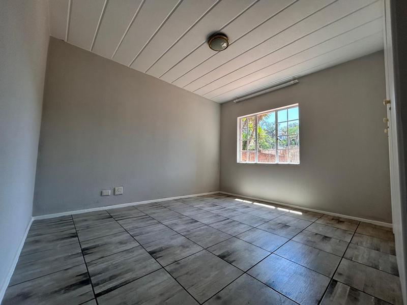 2 Bedroom Property for Sale in Vorna Valley Gauteng