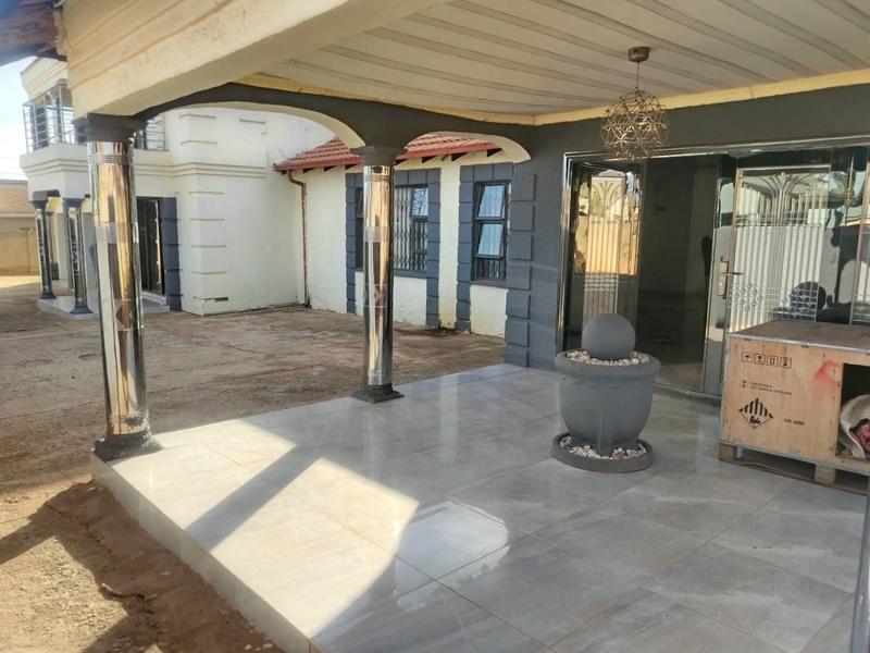 7 Bedroom Property for Sale in Lenasia South Gauteng