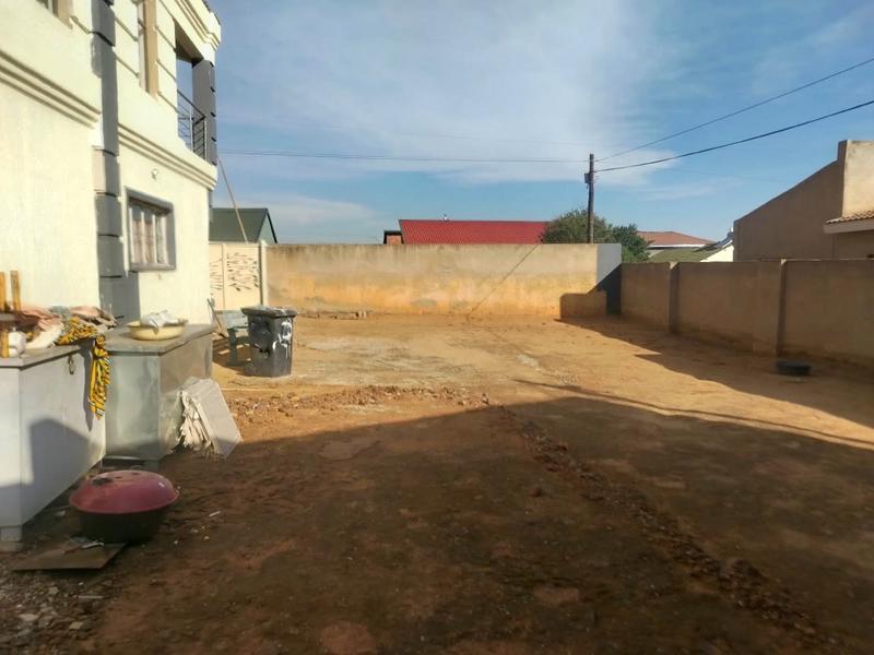 7 Bedroom Property for Sale in Lenasia South Gauteng
