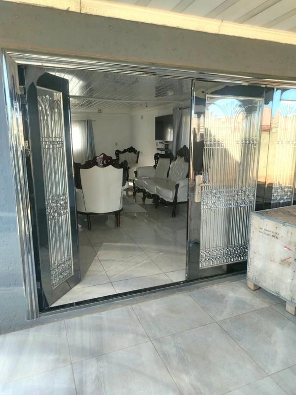 7 Bedroom Property for Sale in Lenasia South Gauteng