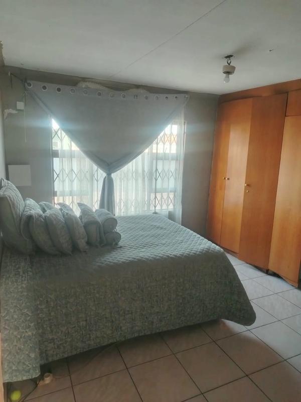 7 Bedroom Property for Sale in Lenasia South Gauteng