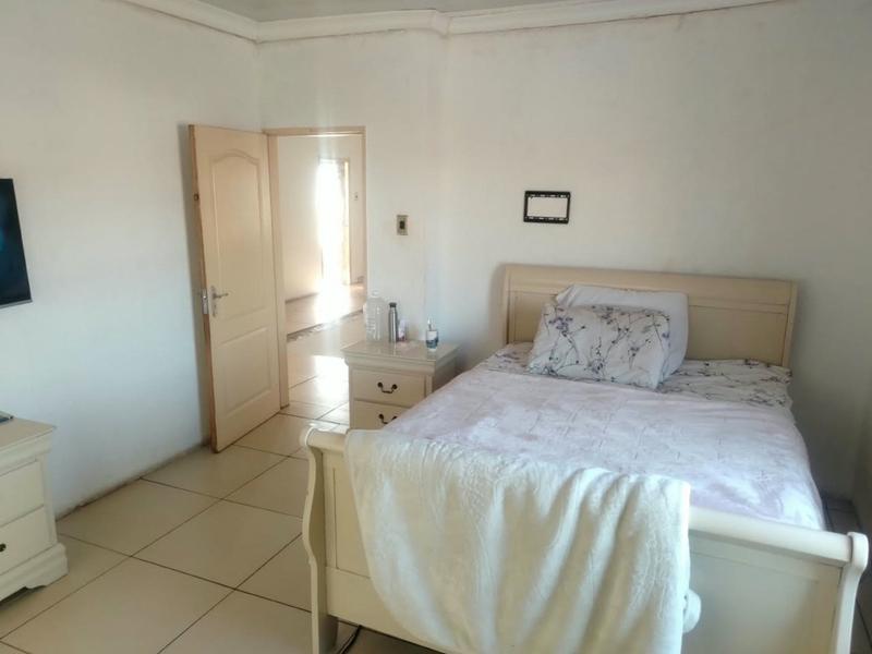 7 Bedroom Property for Sale in Lenasia South Gauteng