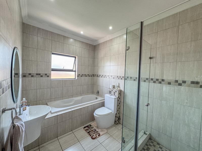 4 Bedroom Property for Sale in Midlands Estate Gauteng
