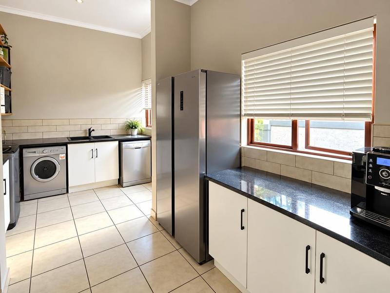 3 Bedroom Property for Sale in Midlands Estate Gauteng