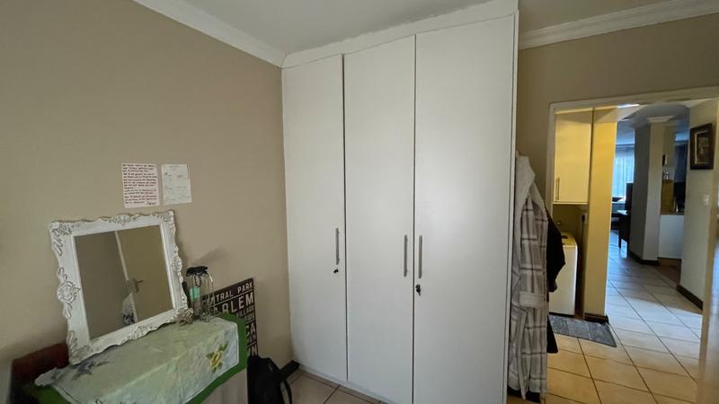 To Let 3 Bedroom Property for Rent in Wierda Park Gauteng
