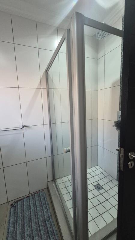 To Let 3 Bedroom Property for Rent in Raslouw Glen Gauteng
