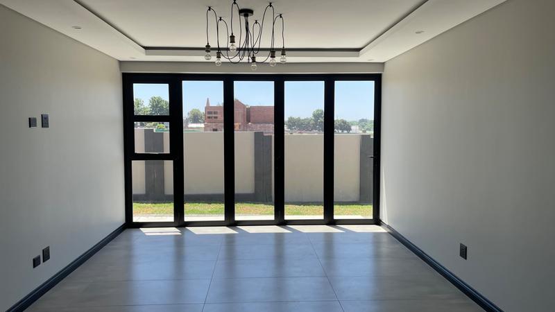 3 Bedroom Property for Sale in Raslouw Gauteng
