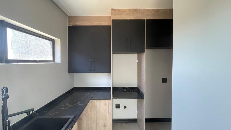 3 Bedroom Property for Sale in Raslouw Gauteng
